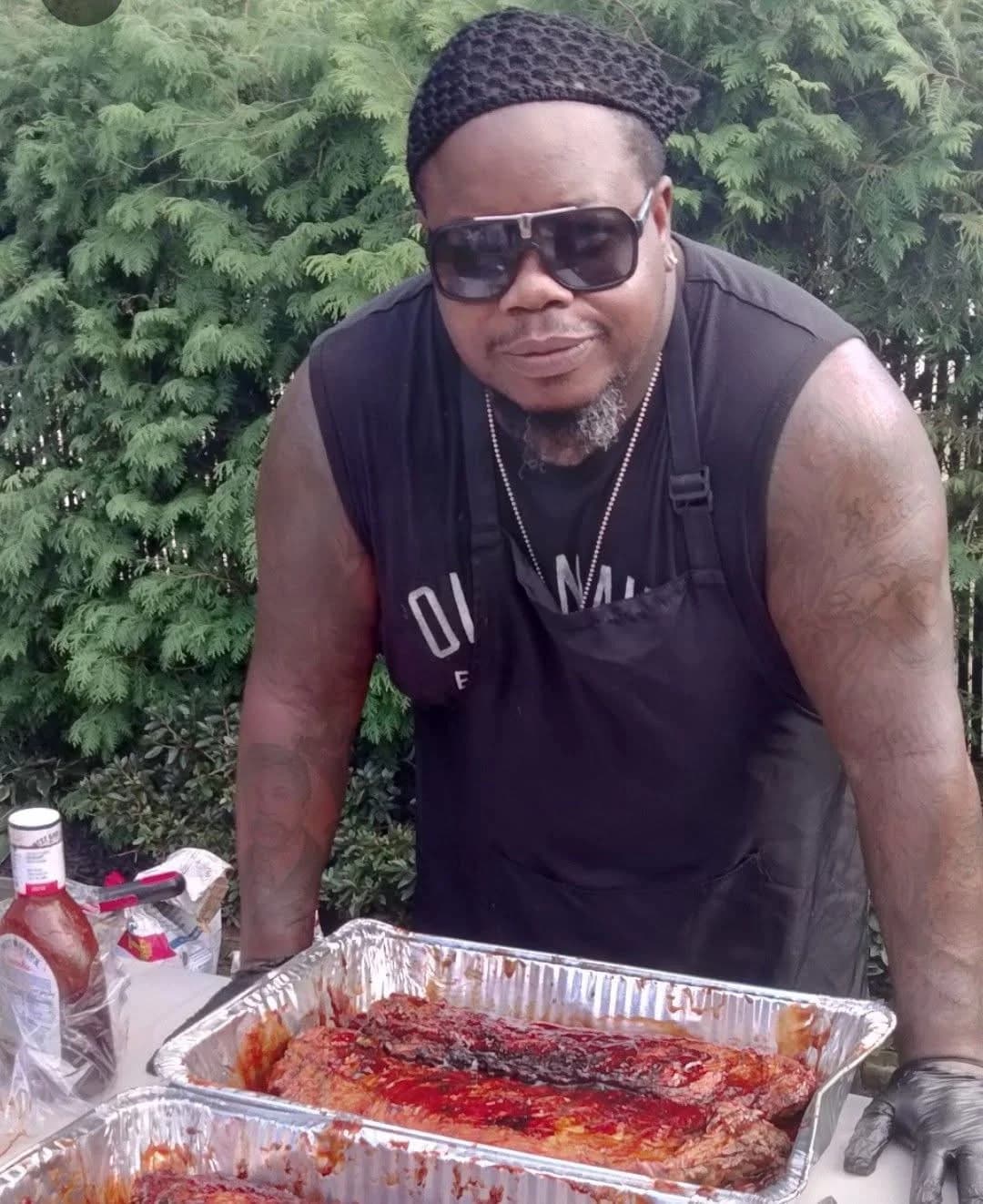 Jus in front of food